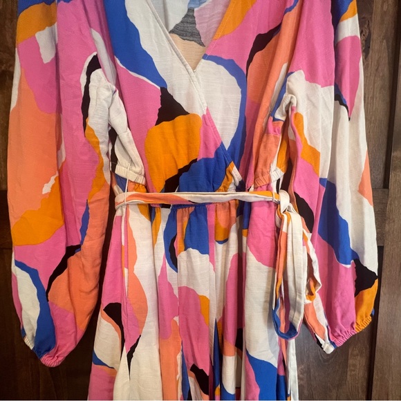 Woman’s XXL dress. Balloon sleeves, v-neck, tie waist. Pink, blue, and orange! - Picture 2 of 11